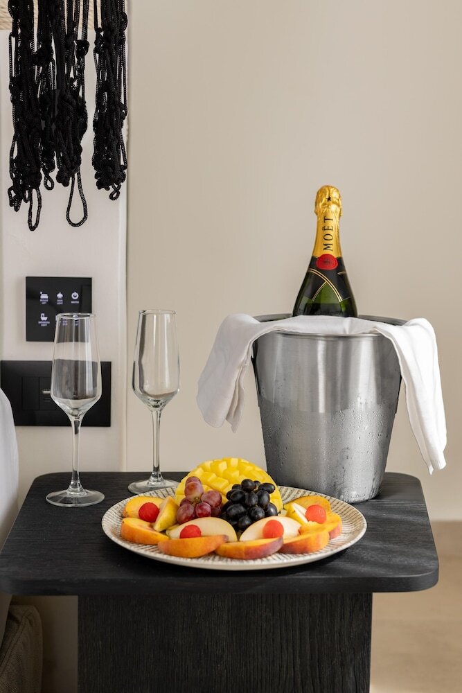 Cabana White Boutique Hotel