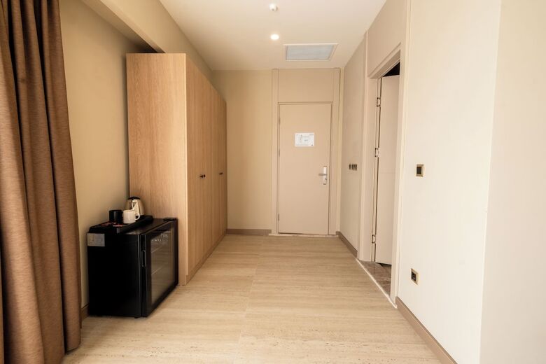Prive Suite Side & Spa Hotel Adults Only 16 Plus