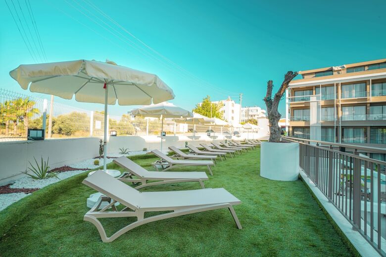 Prive Suite Side & Spa Hotel Adults Only 16 Plus