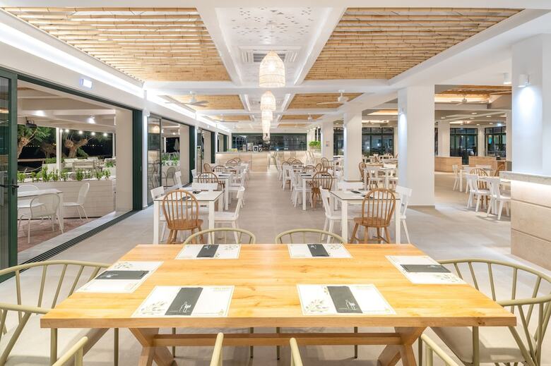 Iolida Beach By Smile Hotels