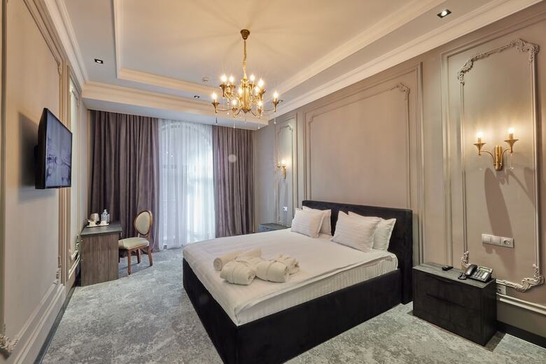 Continental Hotel