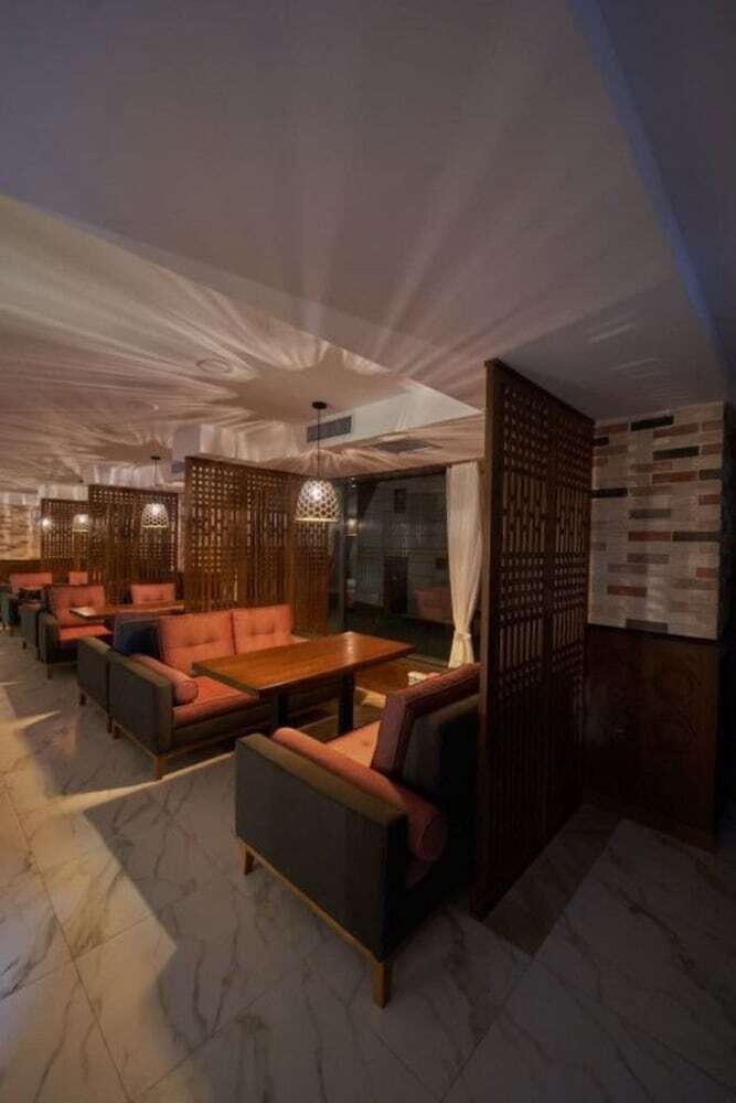 Hotel Asli Makon