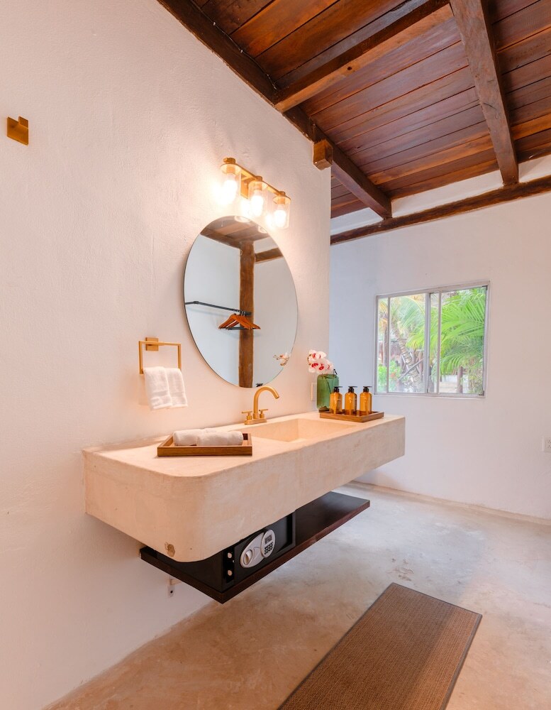 Azulea Bacalar Hotel & Spa - Lagoon Front