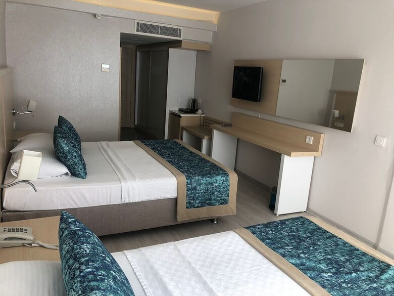 Pirates Park Resort -all Inclusive