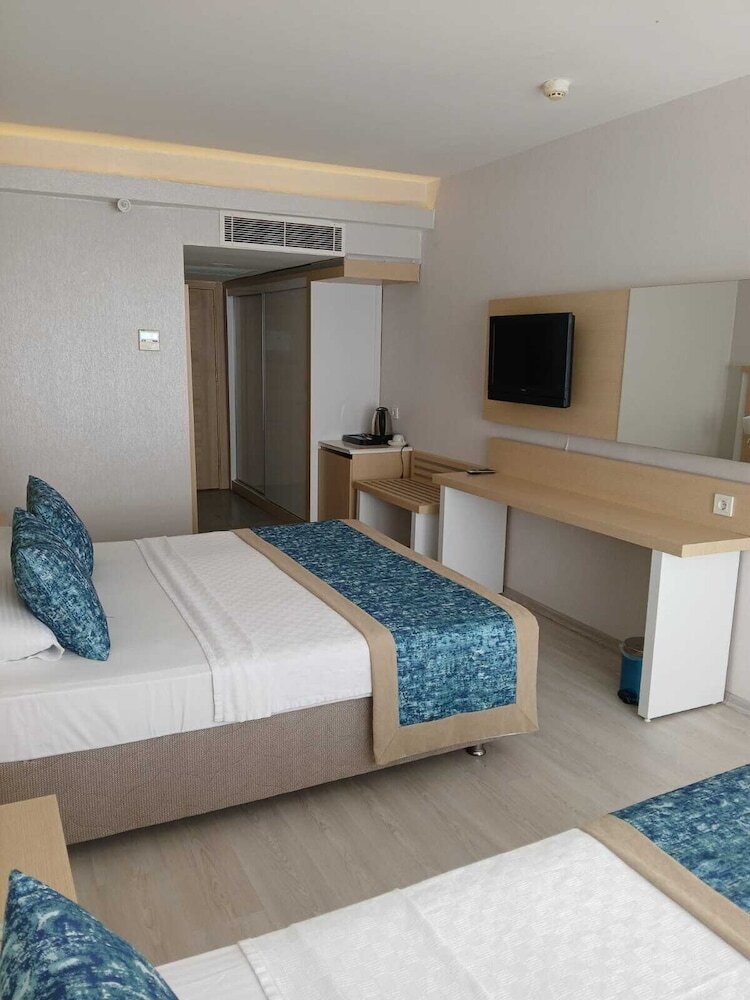 Pirates Park Resort -all Inclusive