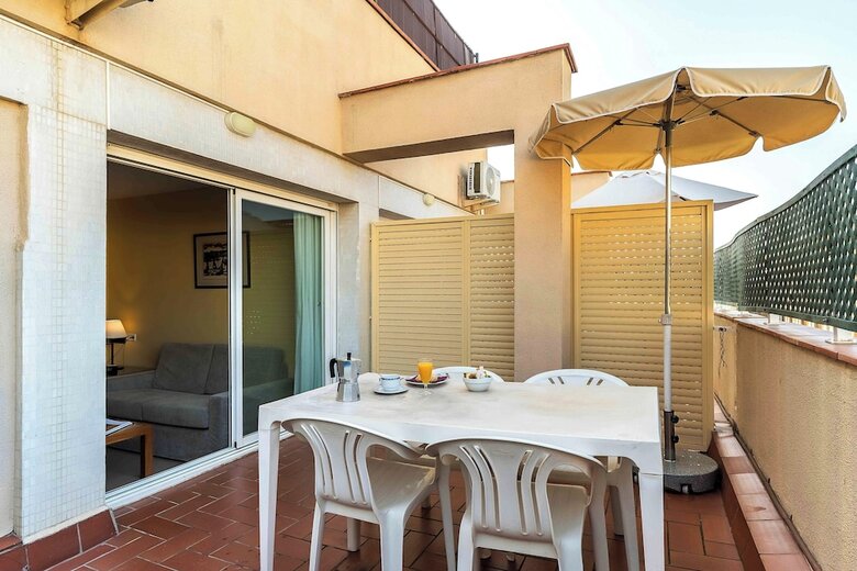 Aparthotel Bertran