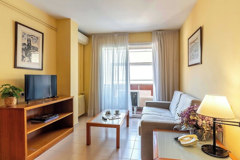 Aparthotel Bertran