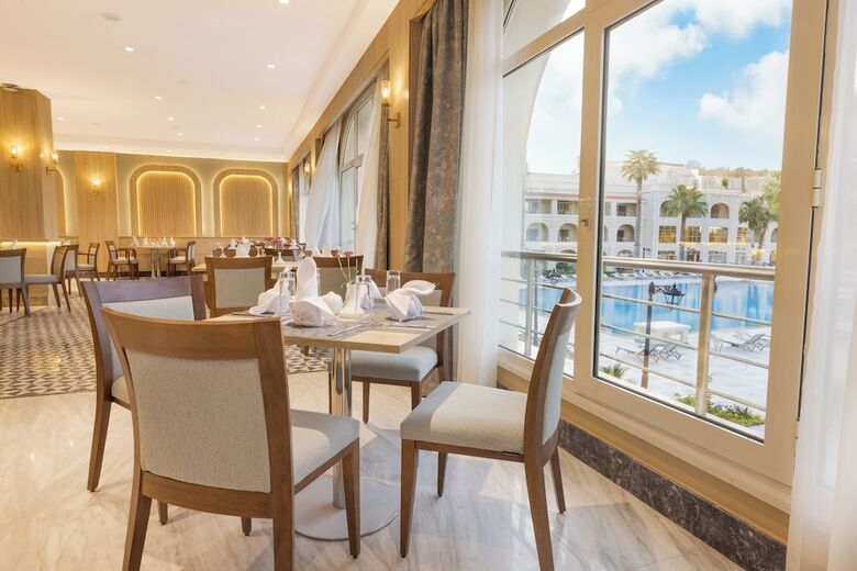 Hotel Helnan Antoniades Palace