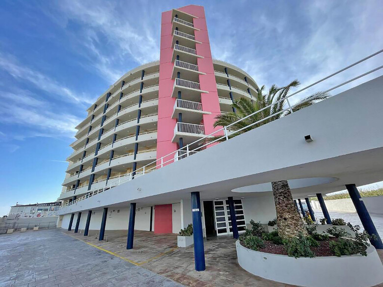 Apartamentos Picasso Pe�iscola 3000