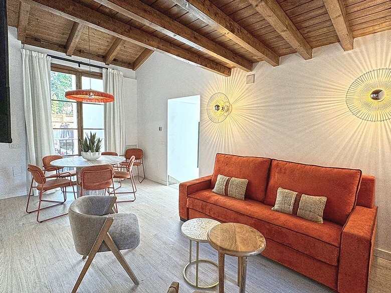 Apartamentos Palacete Nazar� Granada 3000