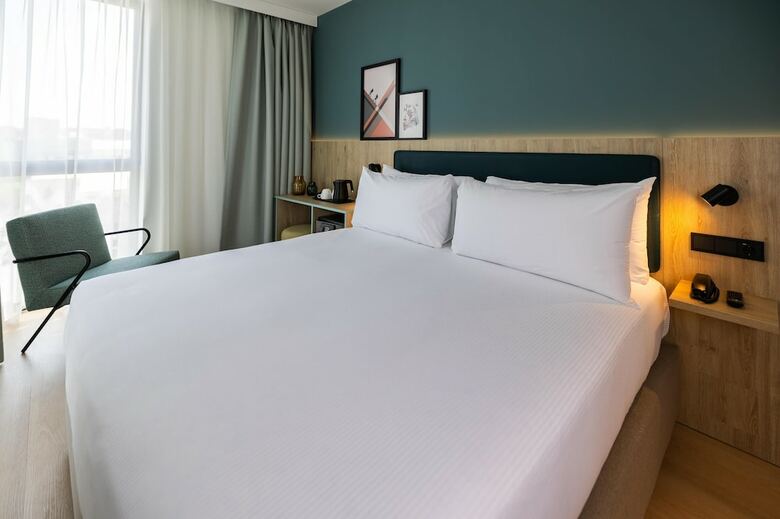 Hotel Spark By Hilton Madrid Alcala