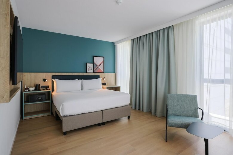 Hotel Spark By Hilton Madrid Alcala