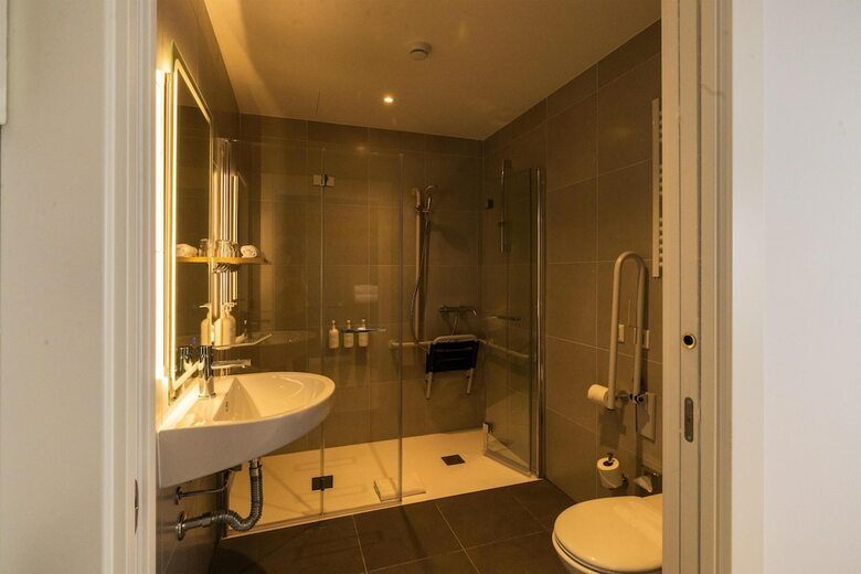 Hotel Spark By Hilton Madrid Alcala