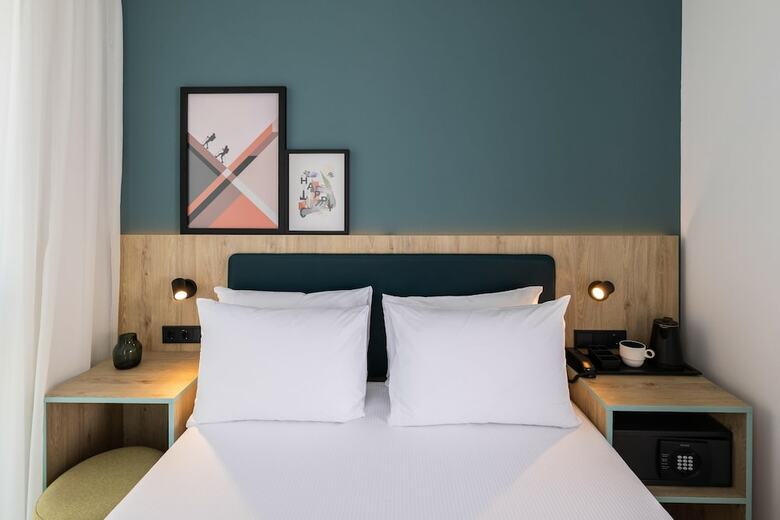 Hotel Spark By Hilton Madrid Alcala