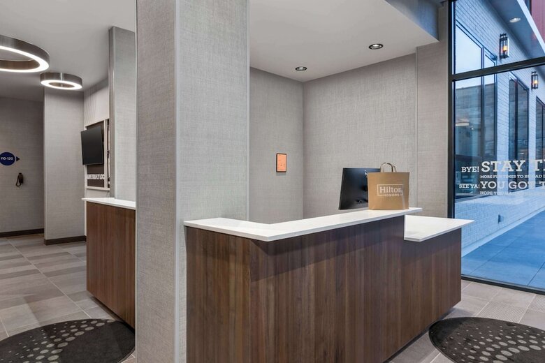Hotel Tru By Hilton Brooklyn