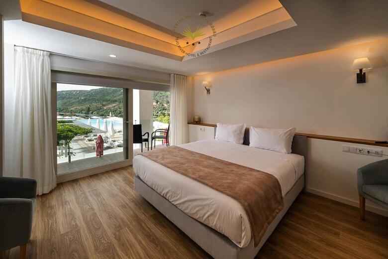 Rupestre Arts Hotel R�d�o