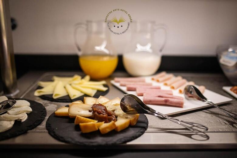 Rupestre Arts Hotel R�d�o