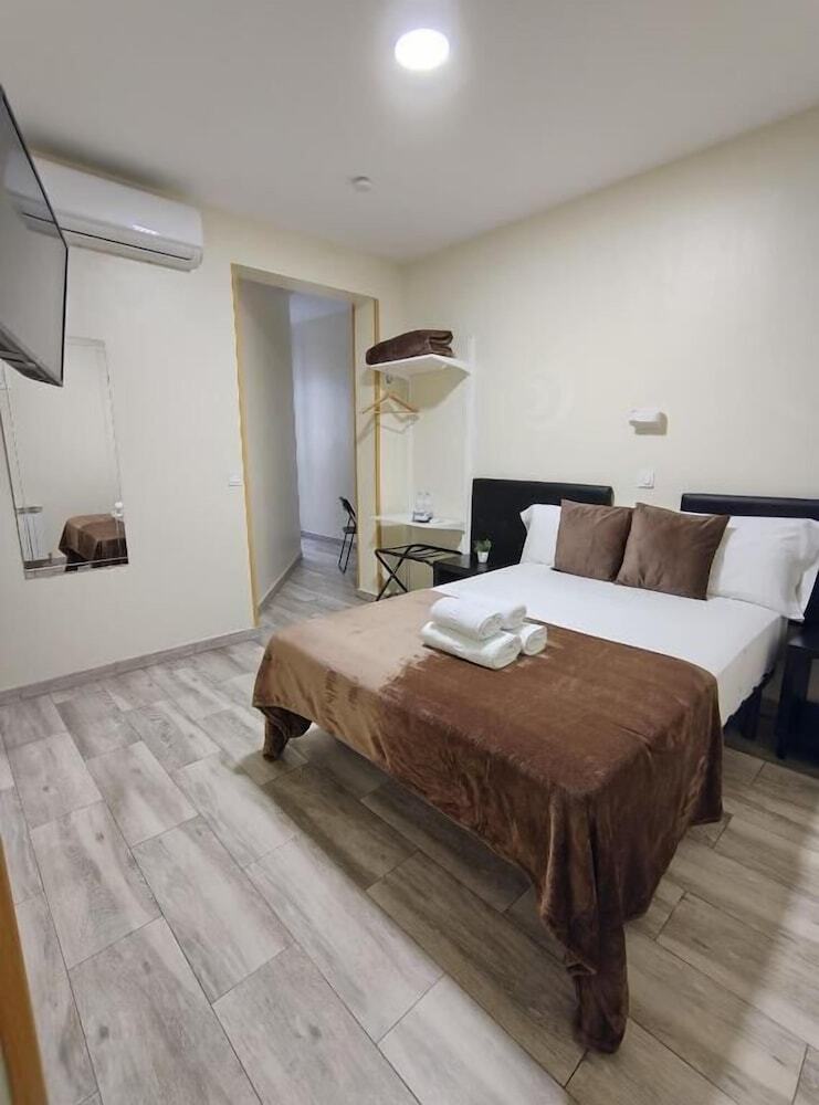 Hotel Ch Cruz Madrid