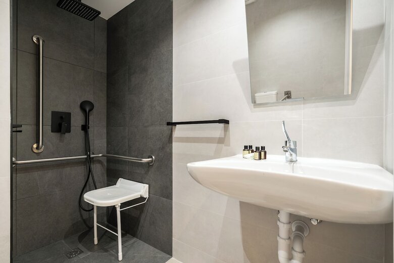Dobo Madrid Sb20