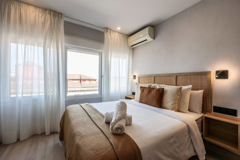 Aparthotel Habitaciones San Bernardo 20