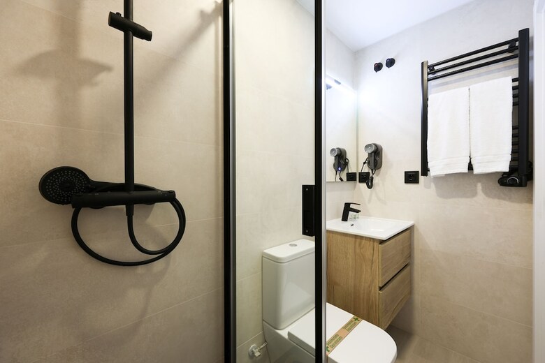 Aparthotel Habitaciones San Bernardo 20