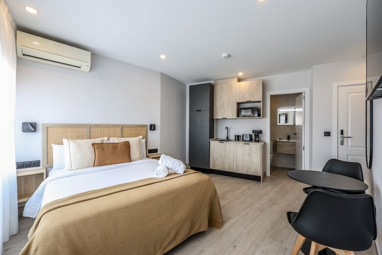 Aparthotel Habitaciones San Bernardo 20