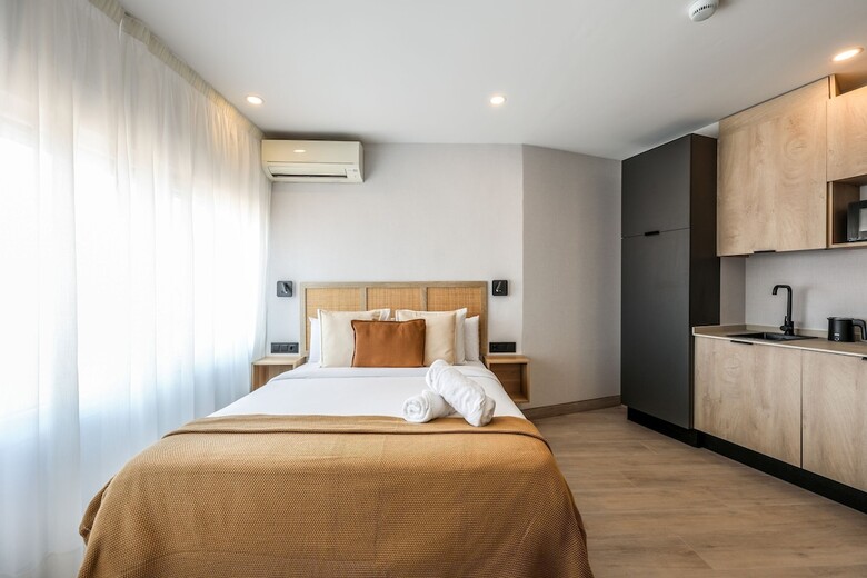 Aparthotel Habitaciones San Bernardo 20