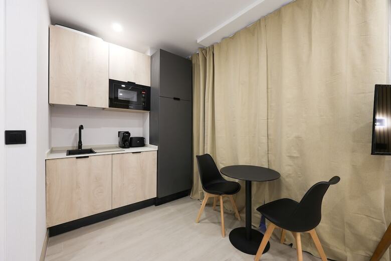Aparthotel Habitaciones San Bernardo 20
