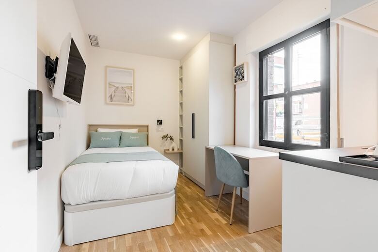 Hotel Square Rooms By Charming