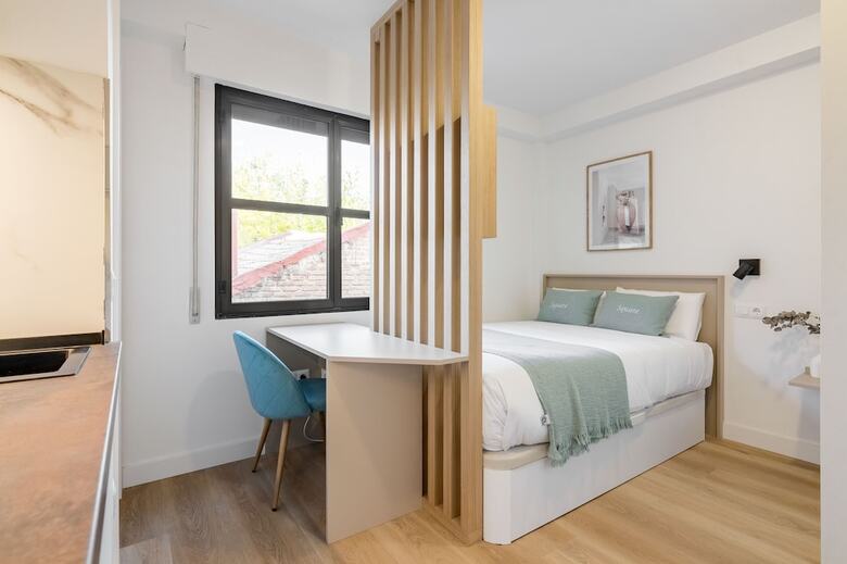 Hotel Square Rooms By Charming
