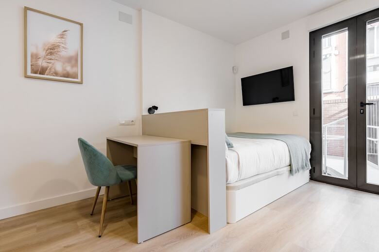 Hotel Square Rooms By Charming