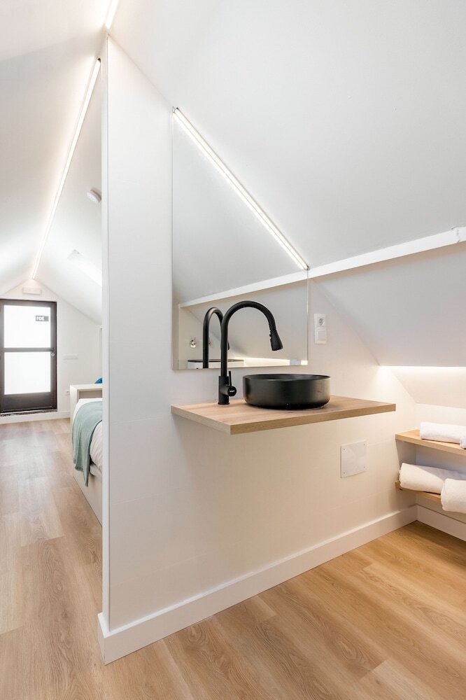 Hotel Square Rooms By Charming