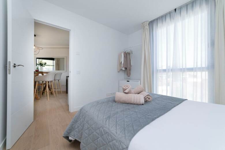 Hostal Aurora Stays By Charming
