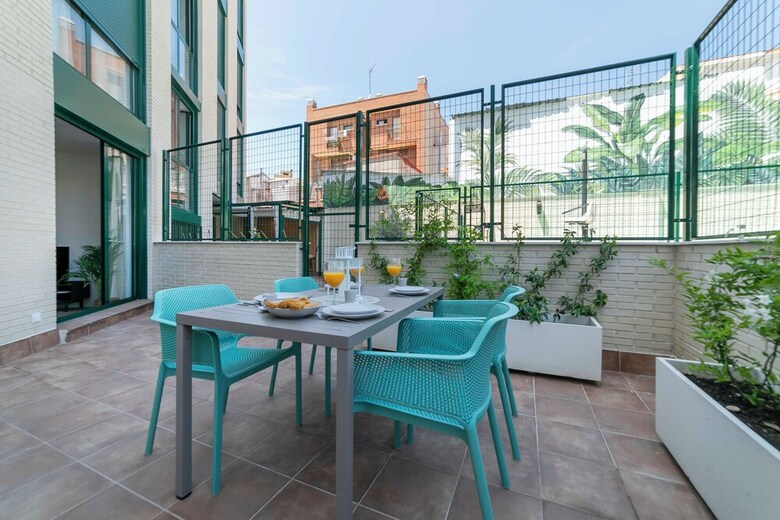Hostal Aurora Stays By Charming