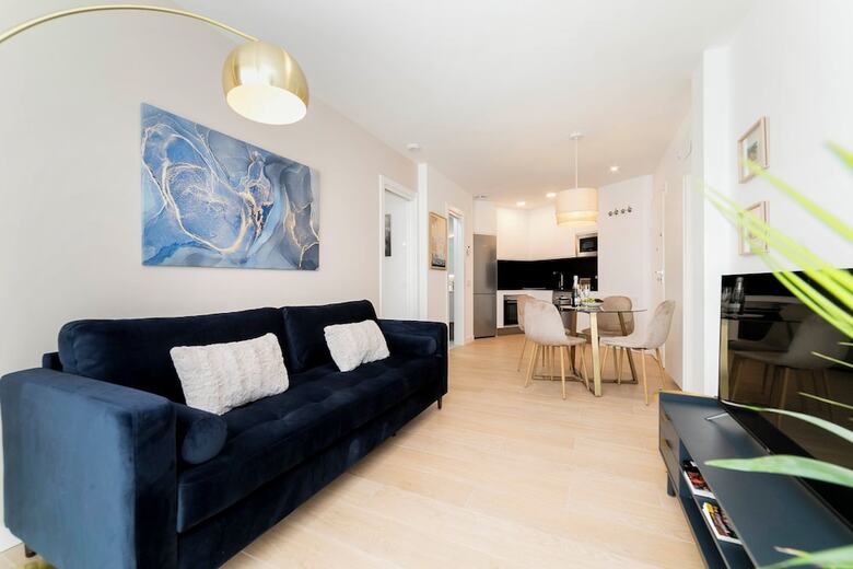 Hostal Aurora Stays By Charming