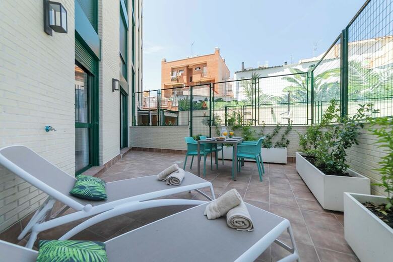 Hostal Aurora Stays By Charming