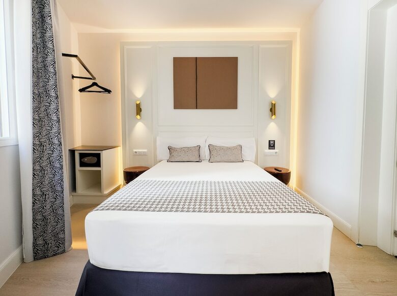 Hostal �pera Stays By Charming