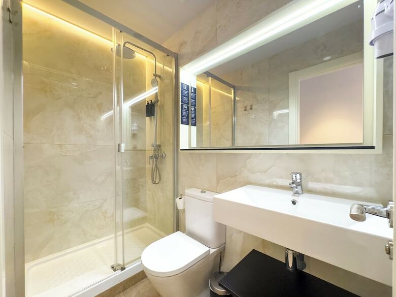 Hostal �pera Stays By Charming
