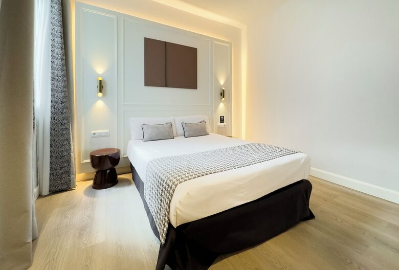 Hostal �pera Stays By Charming