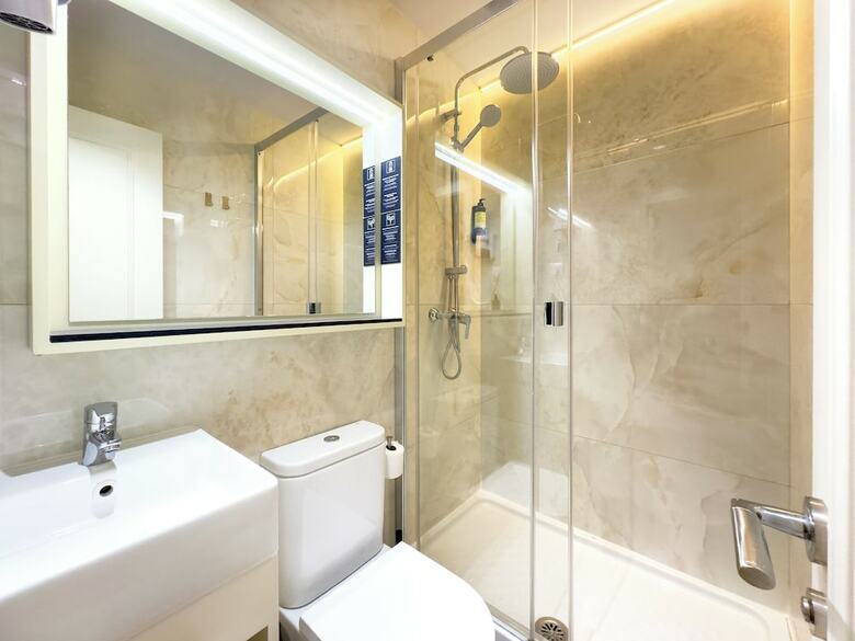Hostal �pera Stays By Charming