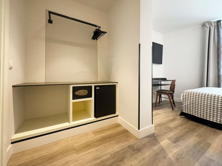 Hostal �pera Stays By Charming