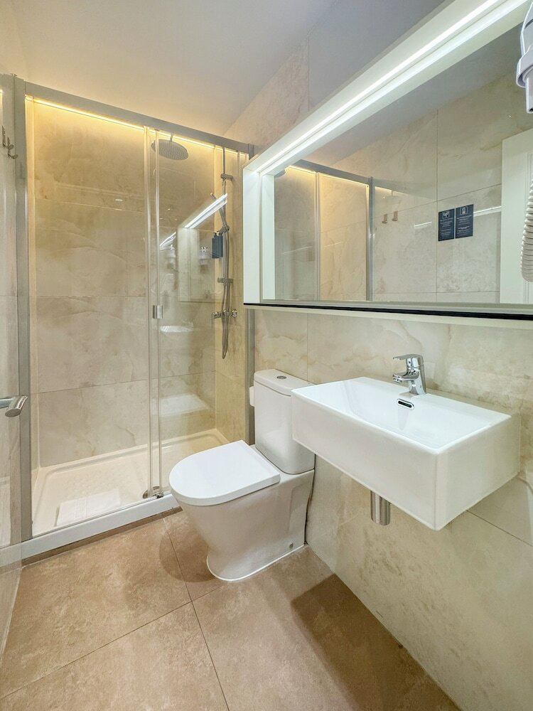 Hostal �pera Stays By Charming