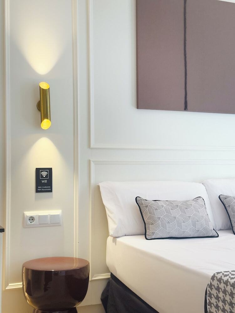 Hostal �pera Stays By Charming