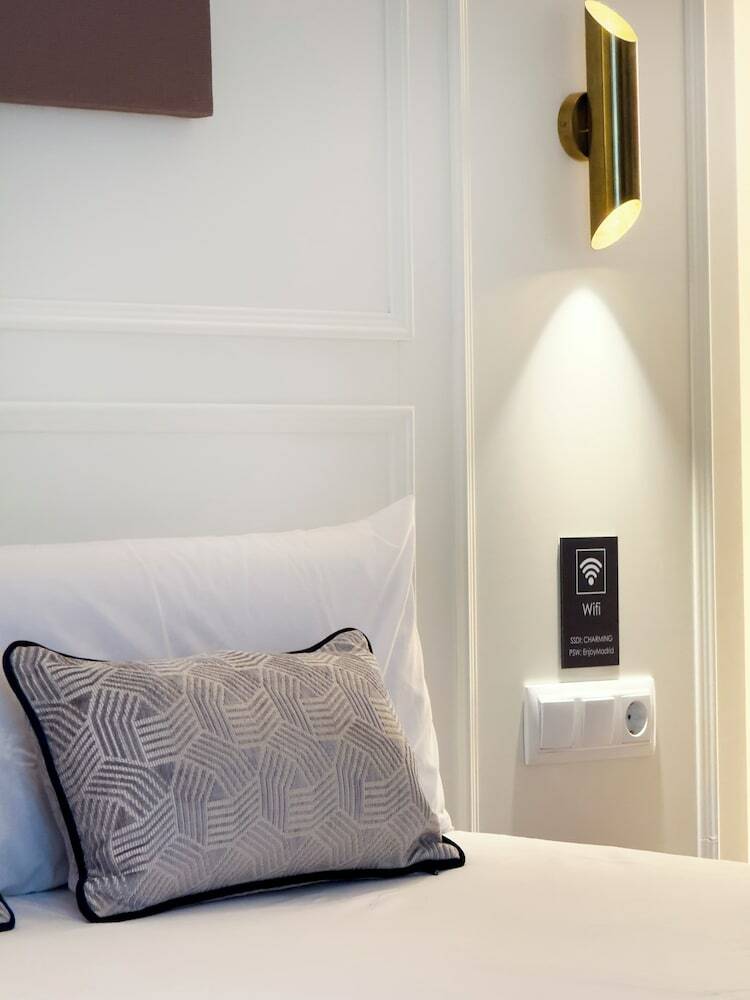 Hostal �pera Stays By Charming