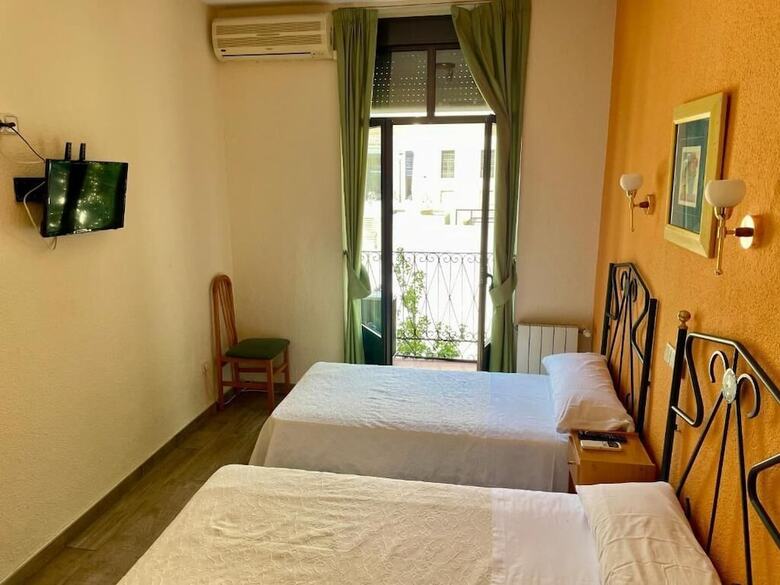 Hostal Fern�ndez Atocha