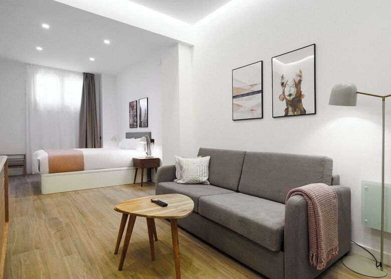 Aparthotel Limehome Madrid Calle De Matilde Diez