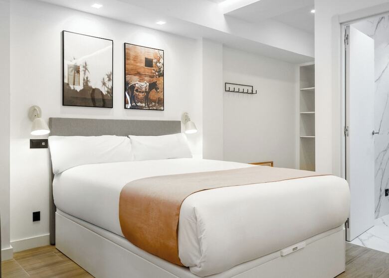 Aparthotel Limehome Madrid Calle De Matilde Diez