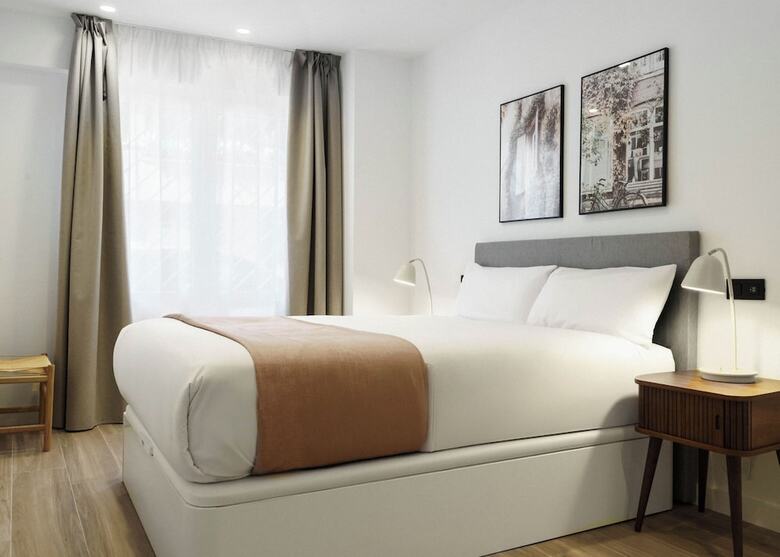 Aparthotel Limehome Madrid Calle De Matilde Diez
