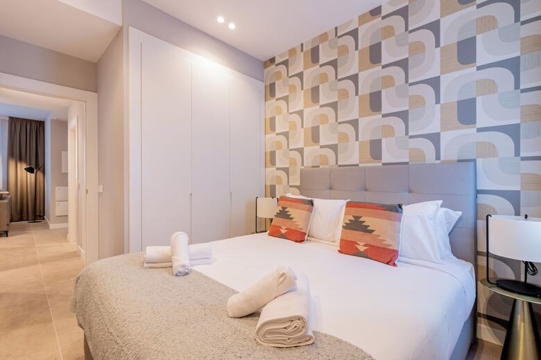 Hotel Home Art Apartments Bernab�u