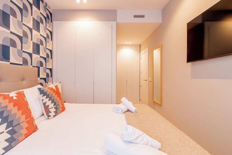 Hotel Home Art Apartments Bernab�u